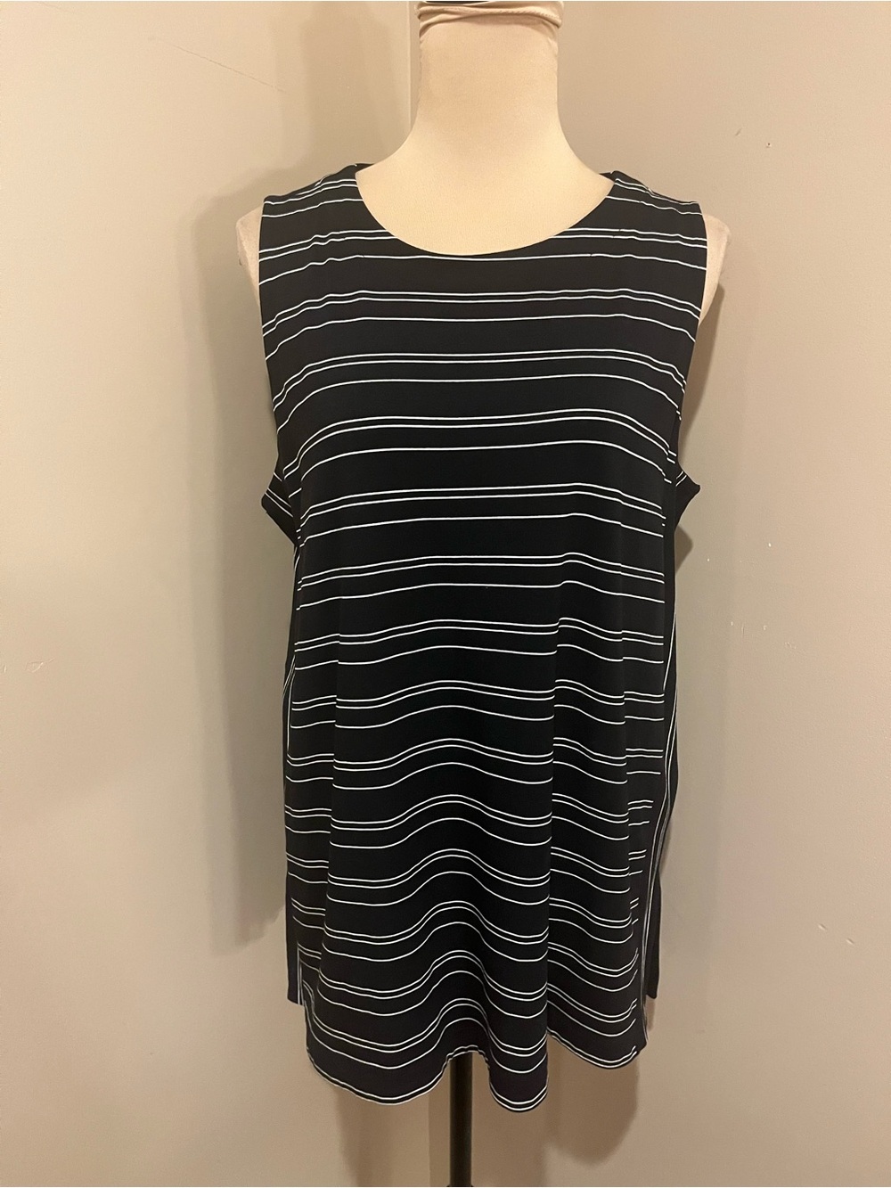 J. Jill Black Sleeveless Striped Tunic